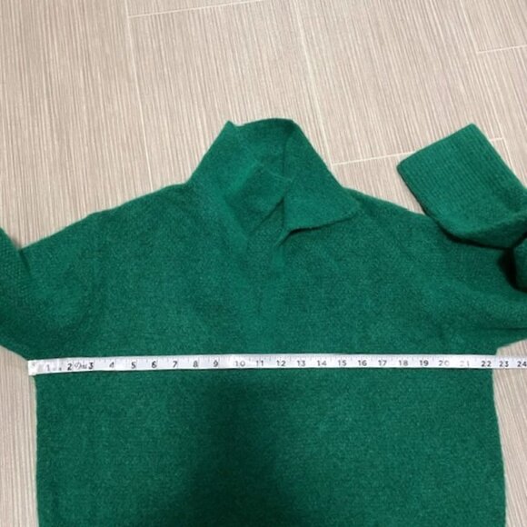 & Other Stories V-Neck Collared Wool Blend Sweater Green Size Small Preppy - Picture 11 of 12